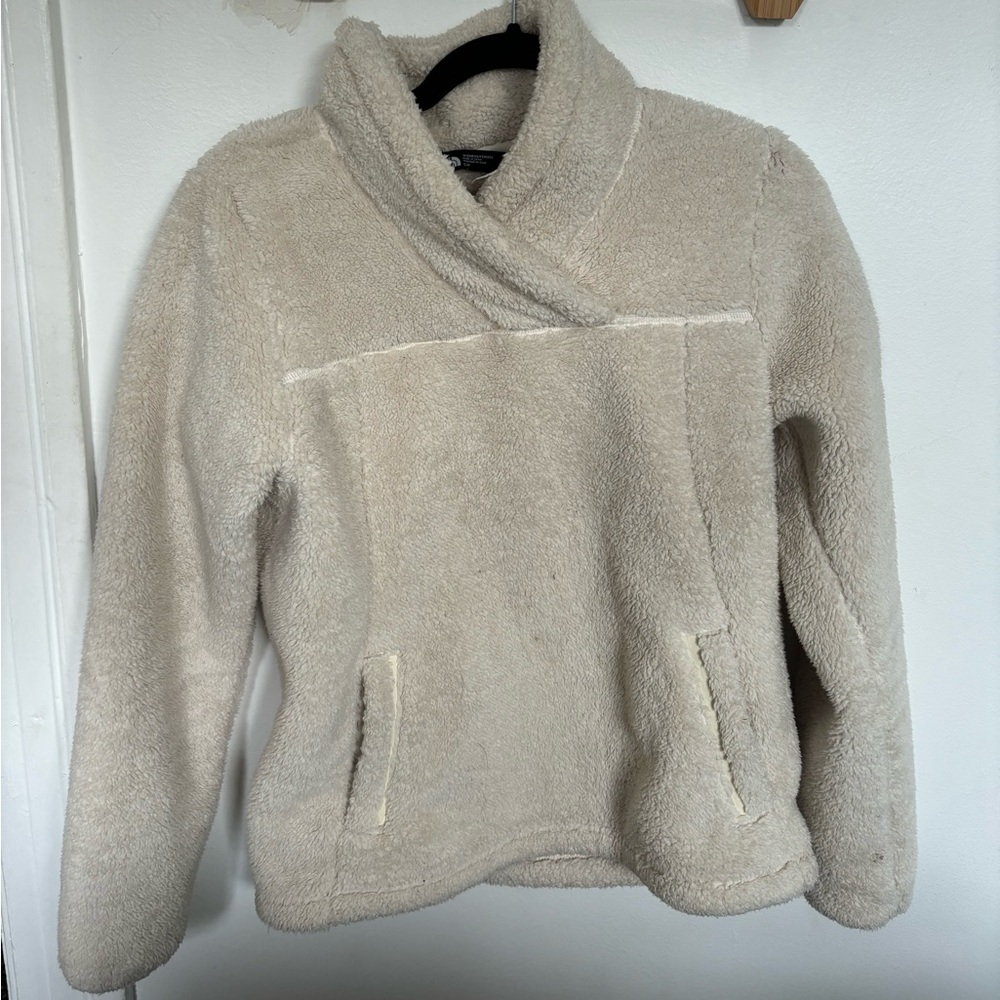 Cream North Face fleece. Small barely worn